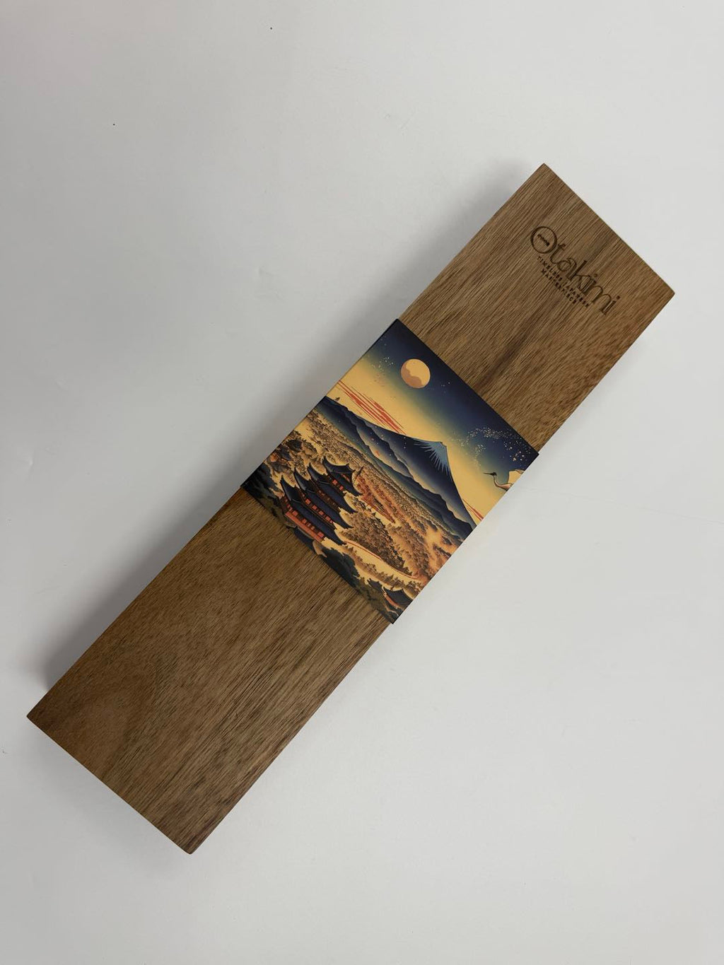 Gyuto Tosa Honoo – The Flame of Japanese Hammered Damascus Knives