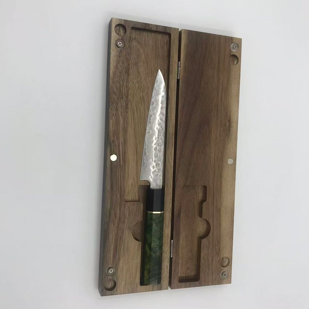 Petty Tosa Honoo – The Flame of Japanese Utility Knives